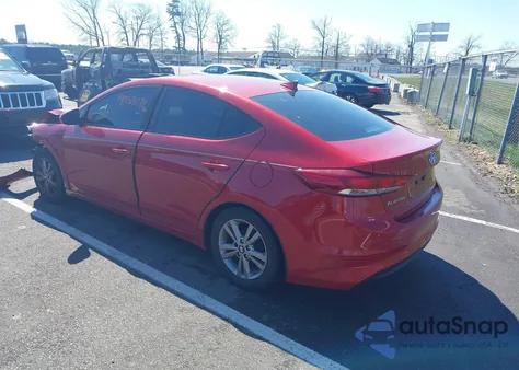 2017 Hyundai Elantra Se из США, поврежденный, VIN KMHD84LF4HU195490